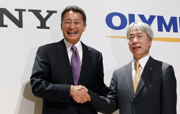 Sony sprzedaje połowę swoich udziałów w Olympusie