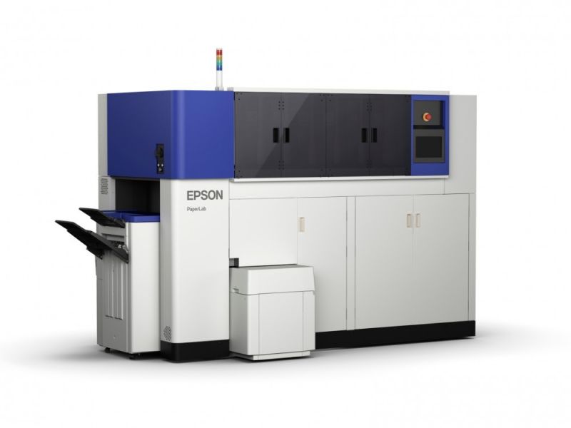 Epson PaperLab - biurowy system do produkcji papieru bez użycia wody - nagrodzony Good Desing Gold Award