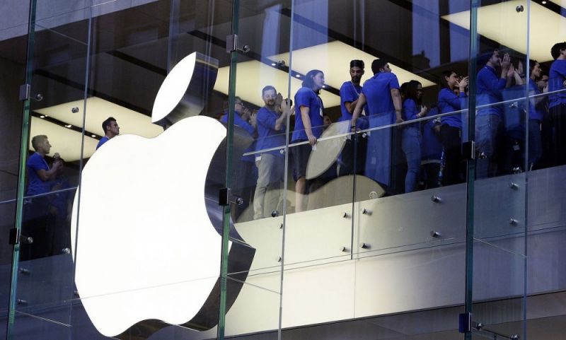 Rynkowa wartość Apple przekroczyła 700 mld USD