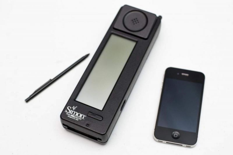 SIMON - pierwszy smartfon na świecie