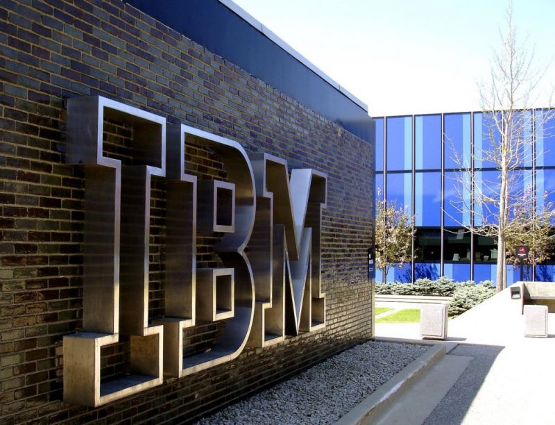 4% spadek wyników w Q3 2013 - IBM