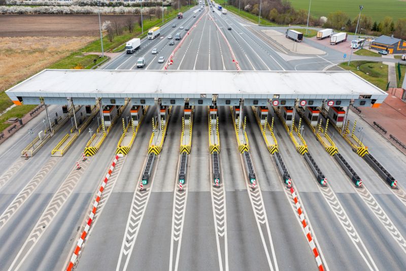 Rewolucja w opłatach drogowych – UE stawia na dekarbonizację transportu, co to oznacza dla przewoźników?