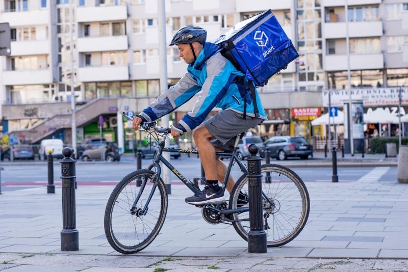 Aż 80 proc. klientów obwinia złą dostawę restaurację – niezależnie od tego, kto ją realizował