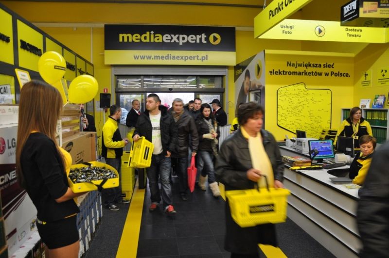 Sklep internetowy MediaExpert.pl z tytułem Konsumenckiego Lidera Jakości 2015