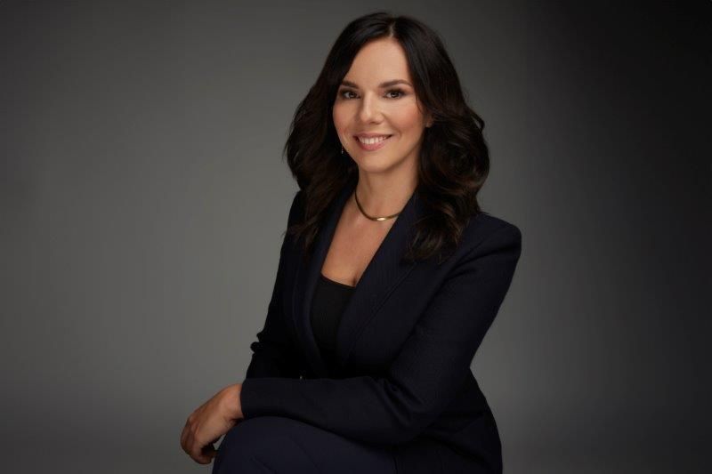 Prąd zaczyna napędzać firmowe floty. Dostawczaki przyspieszają, ciężarówki nadal na starcie